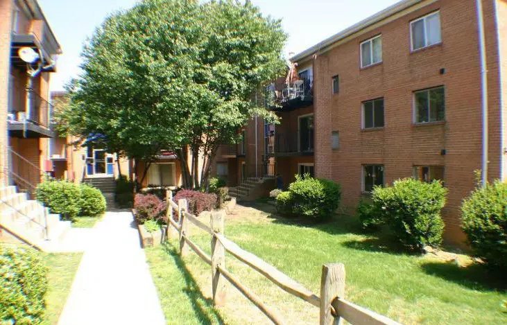Exterior view of Valley Heights condominium building on Columbia Pike in Arlington, VA