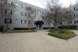Building exterior photo of Vermont Gardens condominium on Langston Blvd in Arlington, VA.