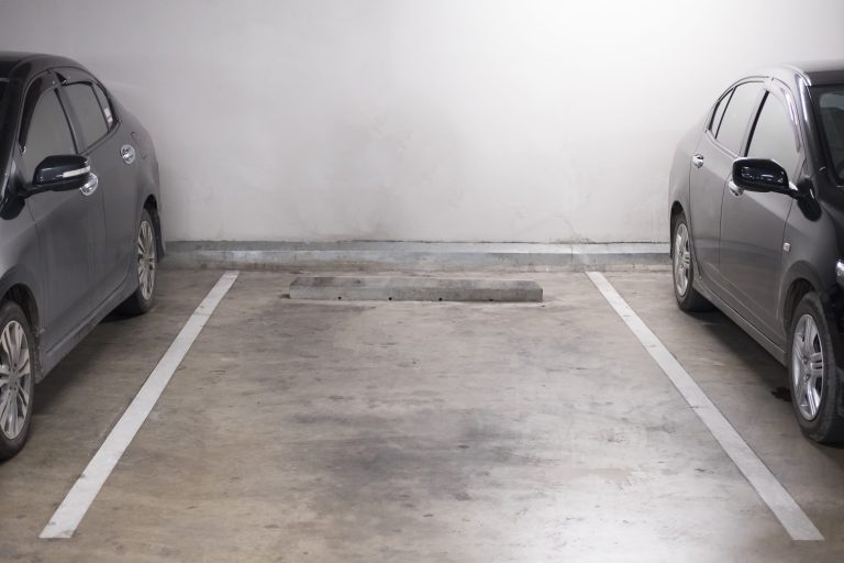 Arlington condo parking can be deeded, assigned, or rented. How the space is held decides what you can resell. Here's what to verify before you offer.